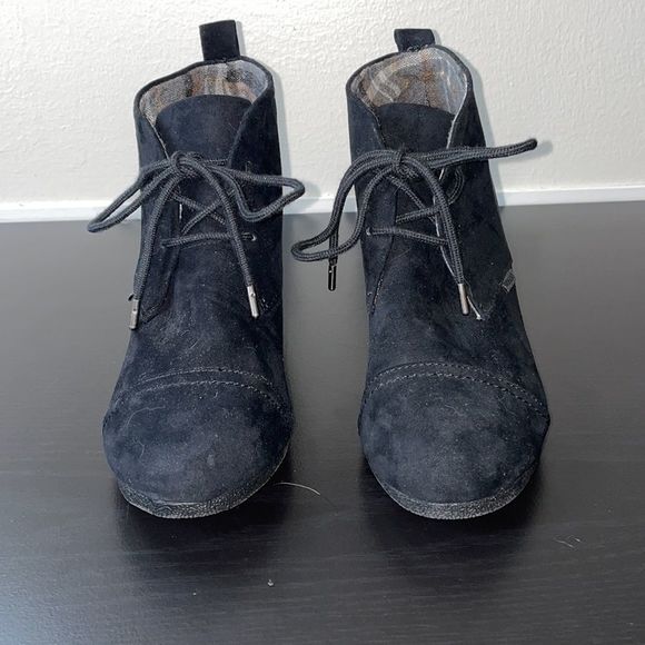 BONGO Black Women's Maddie Wedge Lace Up Ankle Booties Size 8 - Picture 2 of 9